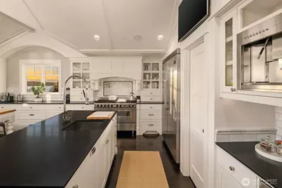 433 11th Avenue W, Kirkland, WA 98033 - Photo 25