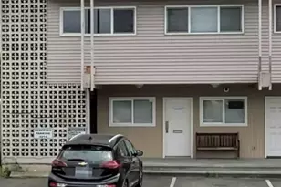 4212 Aurora Ave N, Seattle, WA 98103 - Photo 3