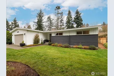 13744 Ashworth Avenue N, Seattle, WA 98133 - Photo 35