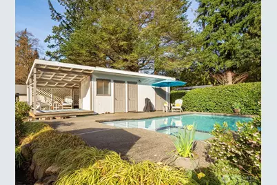 13744 Ashworth Avenue N, Seattle, WA 98133 - Photo 23