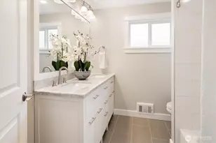 13744 Ashworth Ave N, Seattle, WA 98133 - Photo 19