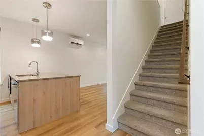 115 N 105th Street #B, Seattle, WA 98133 - Photo 9