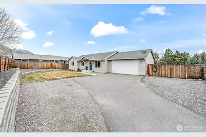 2059 Lasso Drive, Wenatchee, WA 98801 - Photo 3