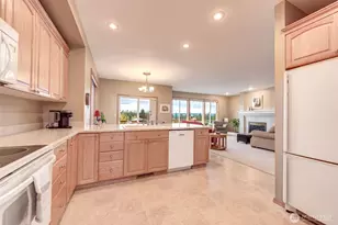 7721 74th Dr NE, Marysville, WA 98270 - Photo 9