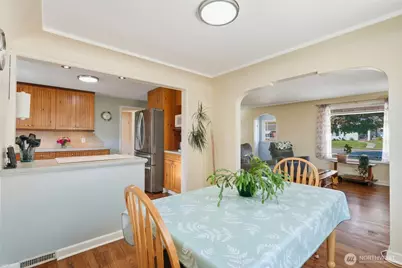 2521 W Walton Avenue, Spokane, WA 99205 - Photo 9