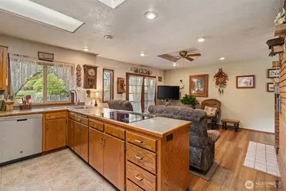 1515 Seminary Hill, Centralia, WA 98531 - Photo 13