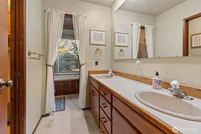 1515 Seminary Hill, Centralia, WA 98531 - Photo 19