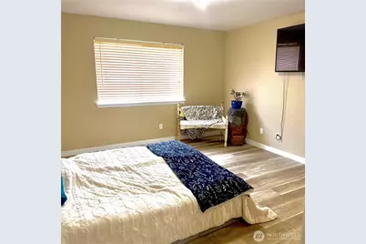 308 Callendar Street NW, Orting, WA 98360 - Photo 11