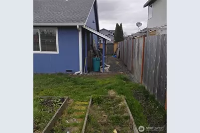 308 Callendar Street NW, Orting, WA 98360 - Photo 25