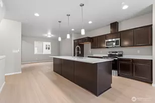 7027 Rainier Dr, Everett, WA 98203 - Photo 17