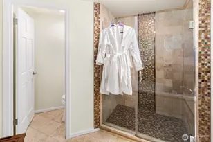 14916 NE 76th Ct, Redmond, WA 98052 - Photo 23