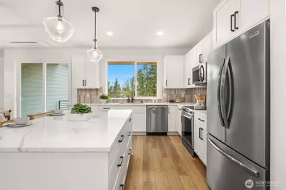 404 Edmonds Ave NE, Renton, WA 98056 - Photo 15