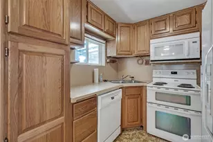 3828 48th Ave SW, Seattle, WA 98116 - Photo 17