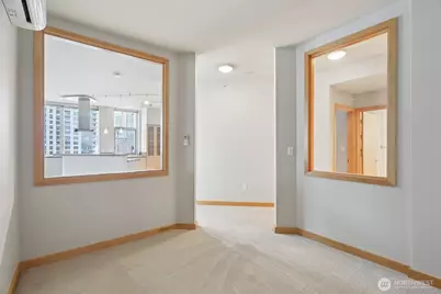 1100 106th Avenue NE #902, Bellevue, WA 98004 - Photo 17