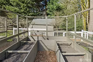 5256 Old Mill Rd NE, Bainbridge Island, WA 98110 - Photo 25