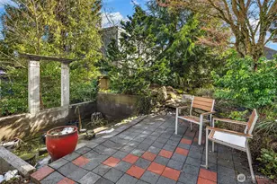 310 21st Ave E, Seattle, WA 98112 - Photo 29