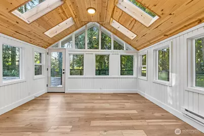 11785 Penny Place NE, Bainbridge Island, WA 98110 - Photo 17