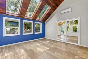 11785 Penny Pl NE, Bainbridge Island, WA 98110 - Photo 15