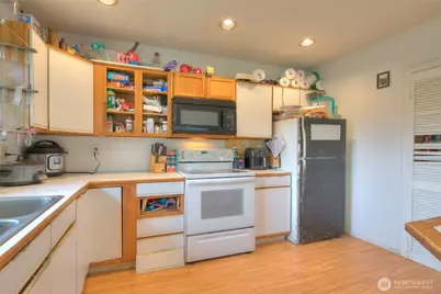 102 Elma Street, Copalis Beach, WA 98535 - Photo 9