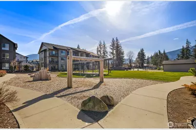 1237 Meander Way SE #101, North Bend, WA 98045 - Photo 27