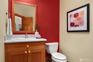 9100 NE 42nd St, Yarrow Point, WA 98004 - Photo 21