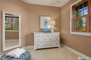 9100 NE 42nd St, Yarrow Point, WA 98004 - Photo 7