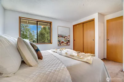 6802 Twin Hills Drive W, University Place, WA 98467 - Photo 21