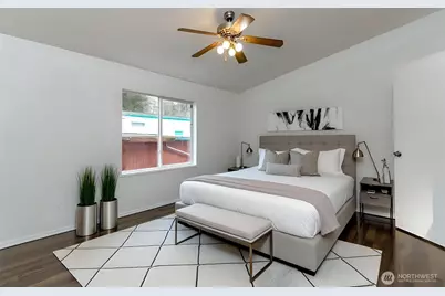 8318 38th Street E, Edgewood, WA 98371 - Photo 11