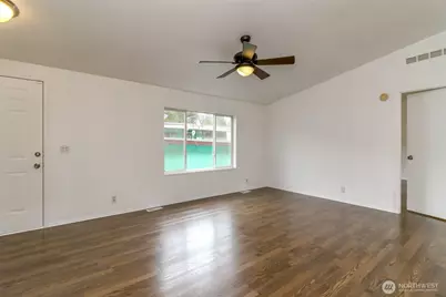 8318 38th Street E, Edgewood, WA 98371 - Photo 3