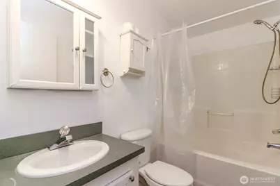 8318 38th Street E, Edgewood, WA 98371 - Photo 19