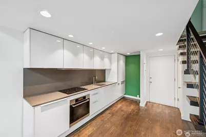 1000 Union Street #402, Seattle, WA 98101 - Photo 3