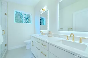 513 NE 123rd St, Seattle, WA 98125 - Photo 19