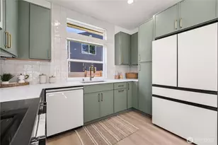 513 NE 123rd St, Seattle, WA 98125 - Photo 13
