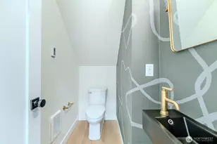 513 NE 123rd St, Seattle, WA 98125 - Photo 25