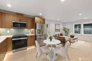 12562 17th Ave NE, Seattle, WA 98125 - Photo 7