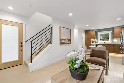 12562 17th Avenue NE #B, Seattle, WA 98125 - Photo 3