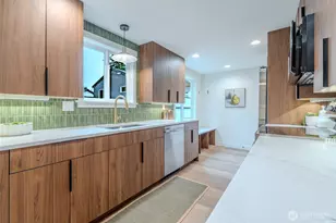 515 NE 123rd St, Seattle, WA 98125 - Photo 5