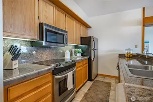 9499 Semiahmoo Pkwy, Blaine, WA 98230 - Photo 9