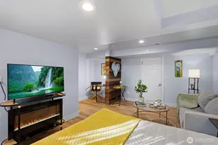 12046 12th Ave NE, Seattle, WA 98125 - Photo 23