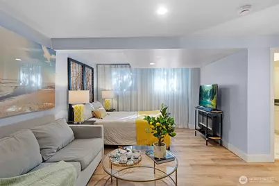 12046 12th Avenue NE, Seattle, WA 98125 - Photo 15