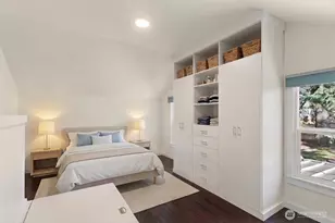 12046 12th Ave NE, Seattle, WA 98125 - Photo 17