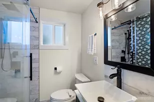 12046 12th Ave NE, Seattle, WA 98125 - Photo 13