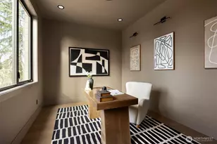 5808 Lakeview Dr, Kirkland, WA 98033 - Photo 19