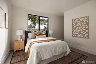 5808 Lakeview Dr, Kirkland, WA 98033 - Photo 29