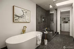 5808 Lakeview Dr, Kirkland, WA 98033 - Photo 25