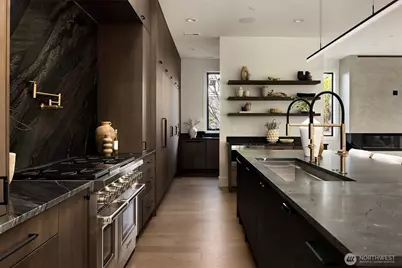 5808 Lakeview Drive, Kirkland, WA 98033 - Photo 5