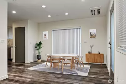 4709 B 8th Avenue NE, Seattle, WA 98105 - Photo 5