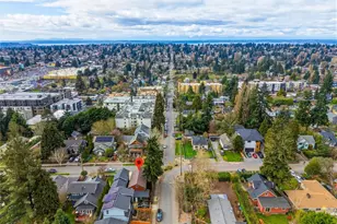 8752 Dayton Ave N, Seattle, WA 98103 - Photo 27