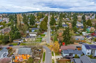 8752 Dayton Ave N, Seattle, WA 98103 - Photo 29