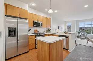 93 Sky Ridge Rd, Issaquah, WA 98027 - Photo 7